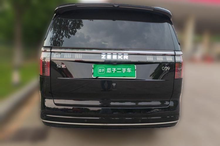 Used Zeekr 009 2024 7-Seater Walk-Through Version Four-Wheel Drive 108 kWh Exterior 4
