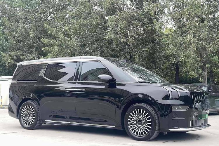 Used Zeekr 009 2024 7-Seater Aisle Version 108 kWh Exterior 5