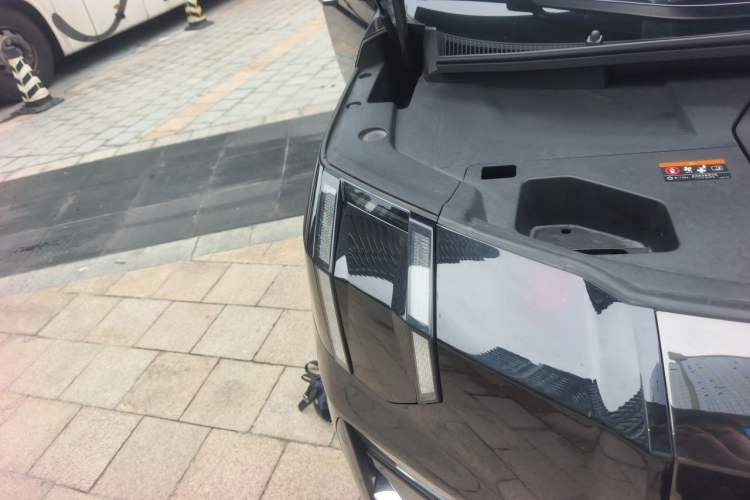 Used Zeekr 009 2024 GAC Trumpchi Exterior 6