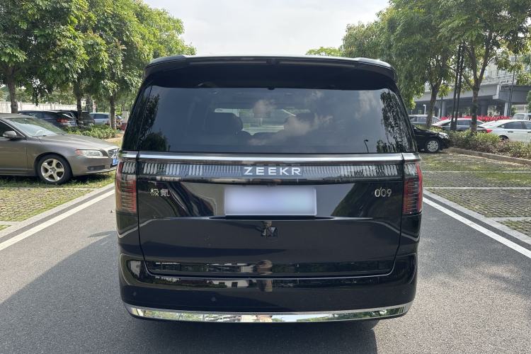 Used Zeekr 009 2024 7-Seater Walk-Through Version Four-Wheel Drive 108 kWh Exterior 6