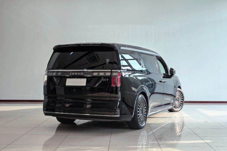 Used Zeekr 009 2024 Six-Seat Executive Version 4WD 108 kWh Exterior 6
