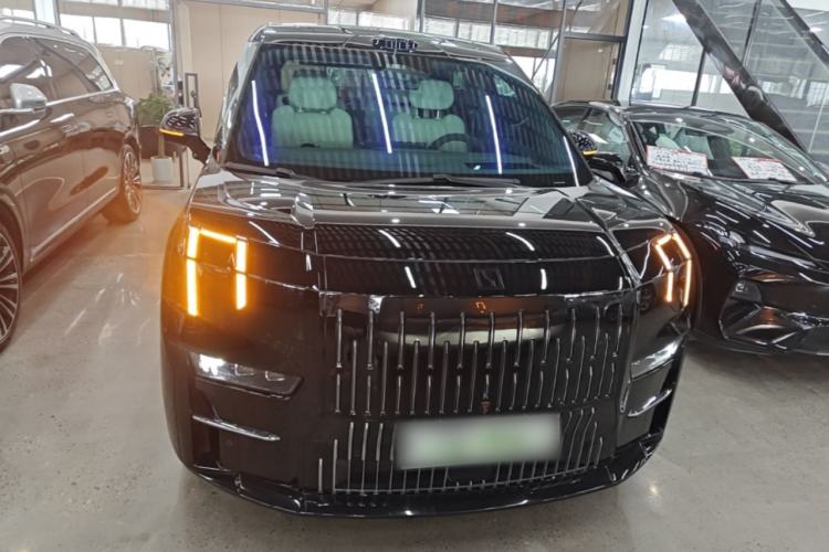 Used Zeekr 009 2024 Six-Seat Executive Version 4WD 108 kWh Front