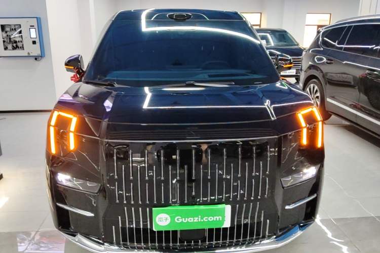 Used Zeekr 009 2024 7-Seater Aisle Version 108 kWh Front