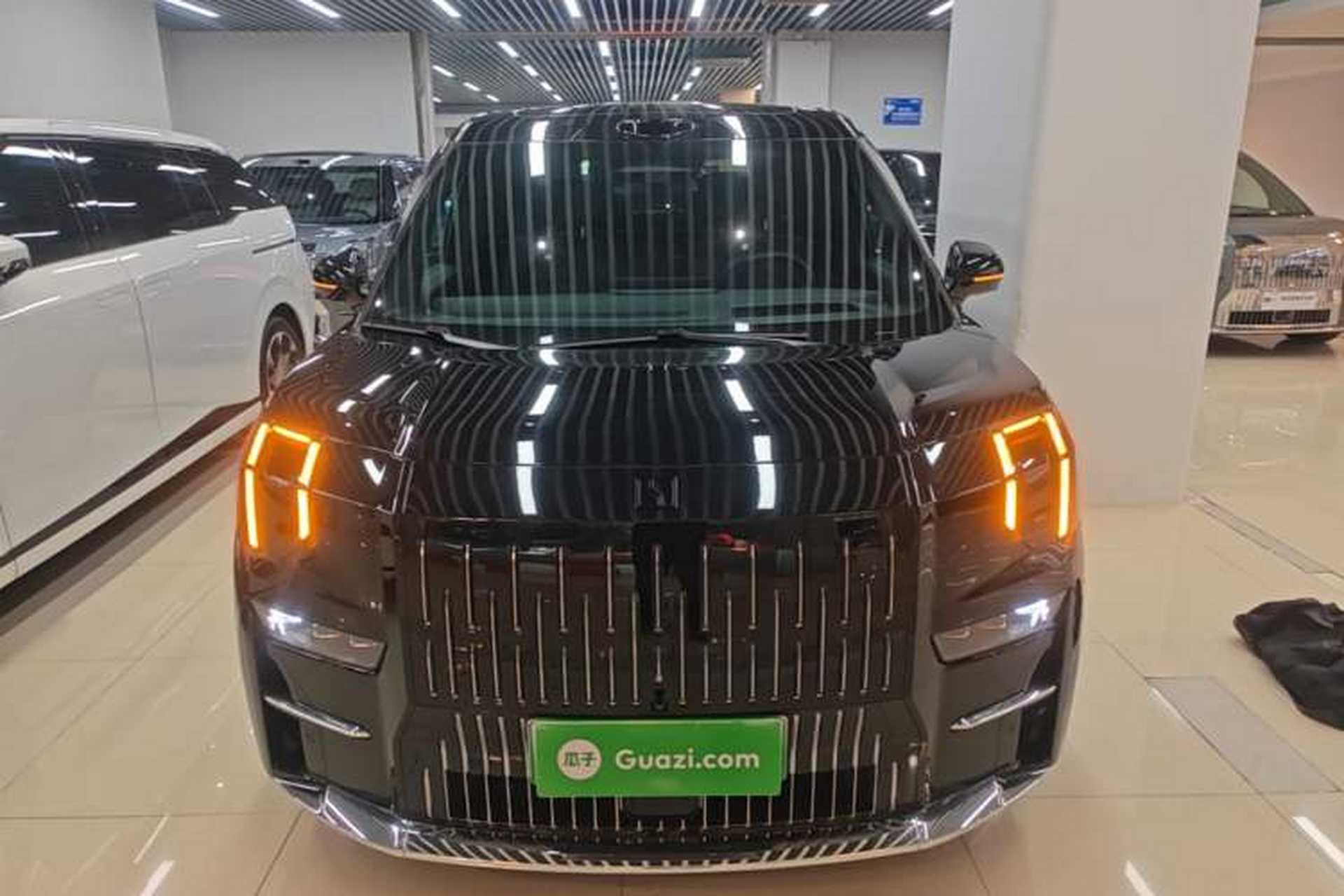 Used Zeekr 009 2024 Six-Seat Executive Version 4WD 108 kWh Front