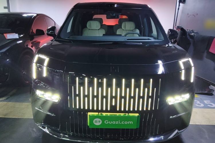 Used Zeekr 009 2024 Six-Seat Executive Version 4WD 108 kWh Front