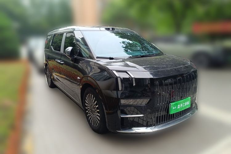 Used Zeekr 009 2024 7-Seater Aisle Version 108 kWh Front Right 45 Deg