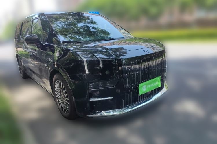 Used Zeekr 009 2024 7-Seater Walk-Through Version Four-Wheel Drive 108 kWh Front Right 45 Deg