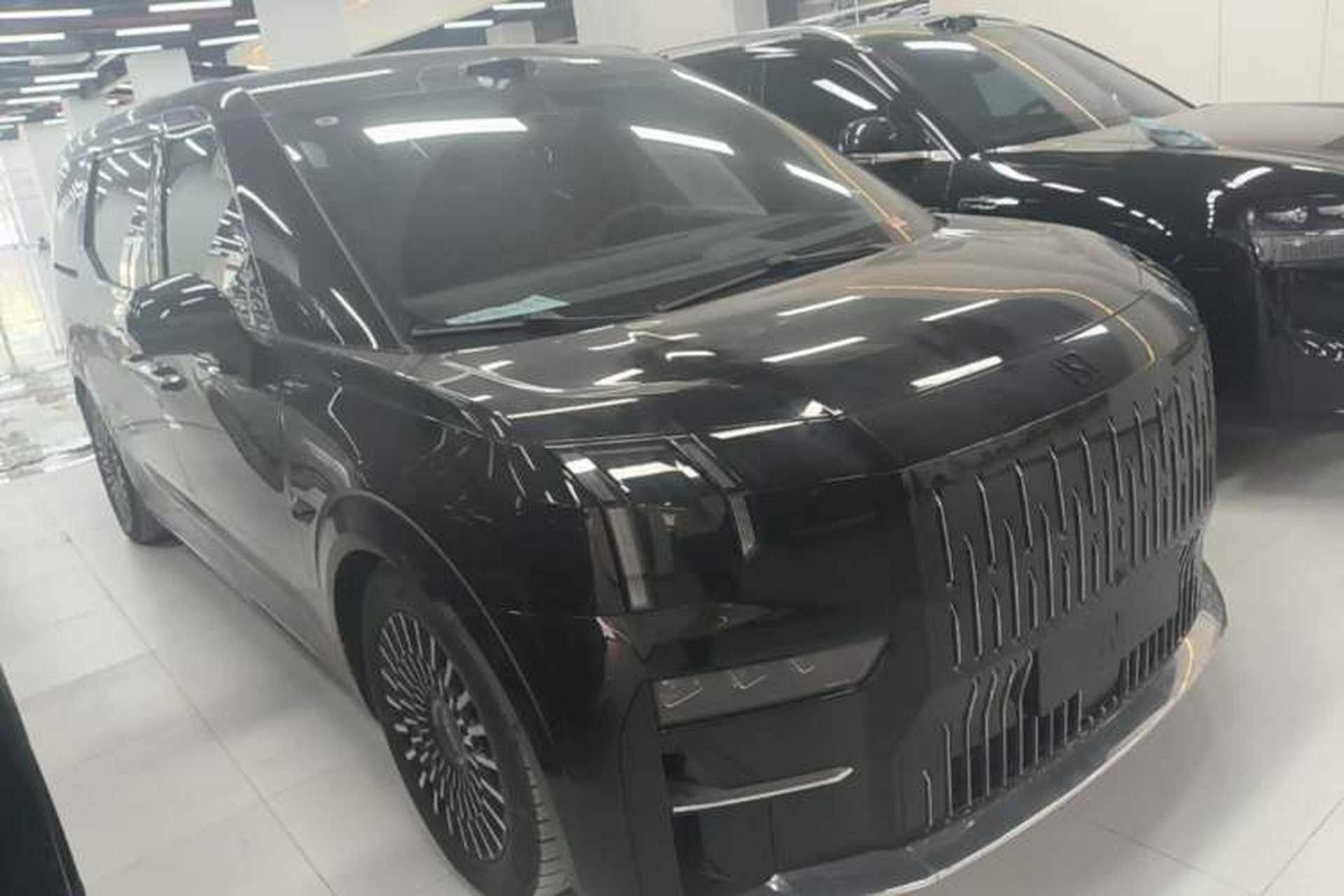 Used Zeekr 009 2024 7-Seater Walk-Through Version Four-Wheel Drive 108 kWh Front Right 45 Deg