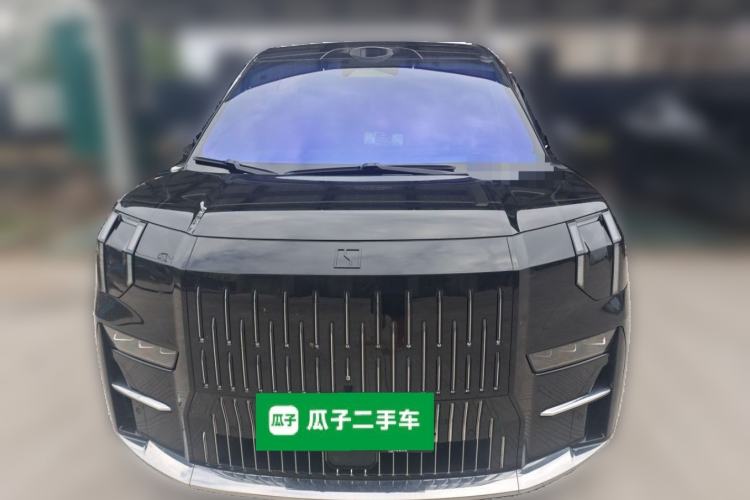 Used Zeekr 009 2024 7-Seater Aisle Version 108 kWh Front