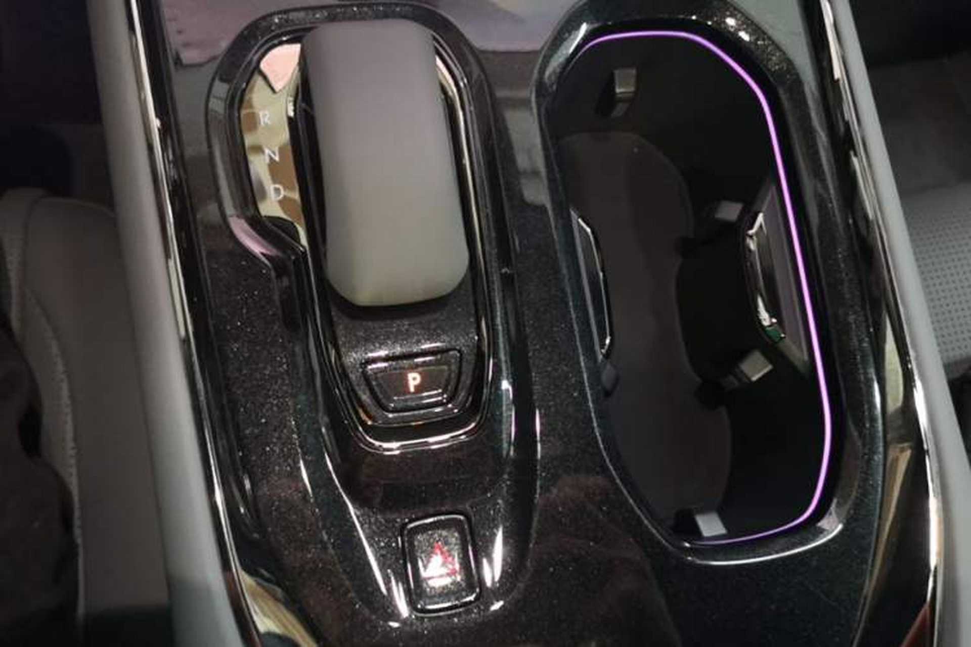 Used Zeekr 009 2024 7-Seater Aisle Version 108 kWh Gear Lever