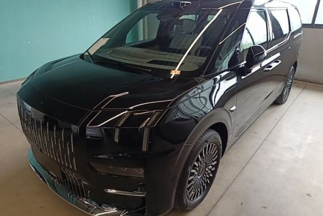 Used Zeekr 009 2024 7-Seater Walk-Through Version Four-Wheel Drive 108 kWh