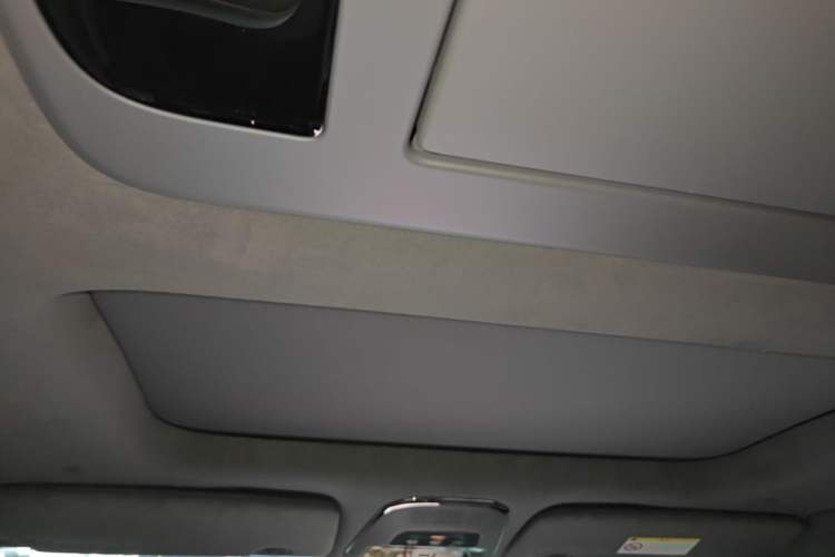 Used Zeekr 009 2024 Six-Seat Executive Version 4WD 108 kWh Headliner