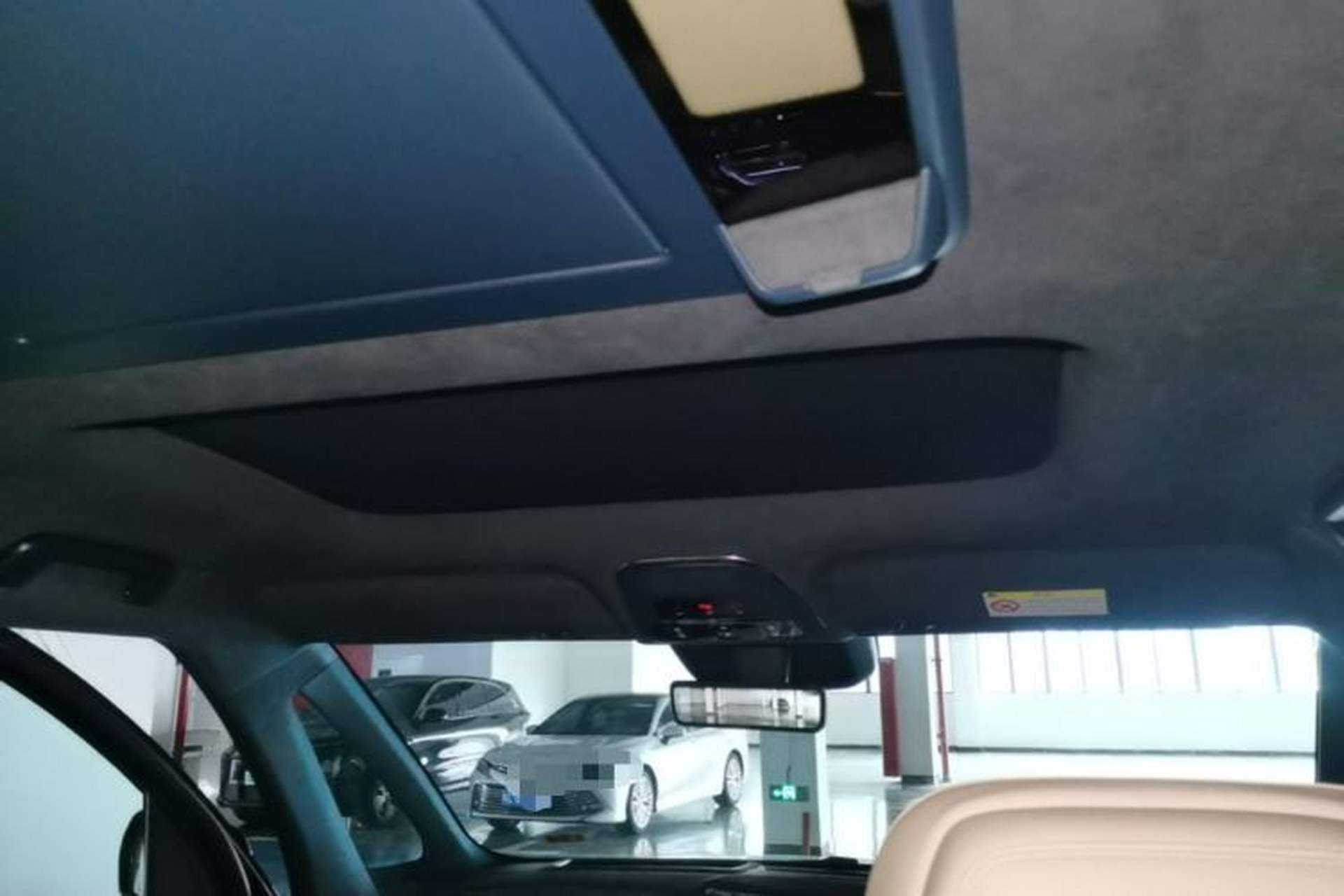 Used Zeekr 009 2024 Six-Seat Executive Version 4WD 108 kWh Headliner