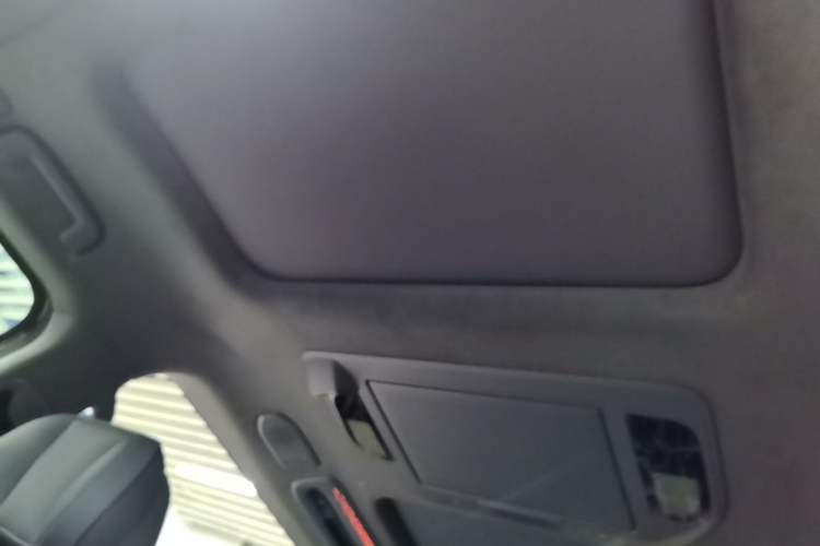 Used Zeekr 009 2024 Six-Seat Executive Version 4WD 108 kWh Headliner
