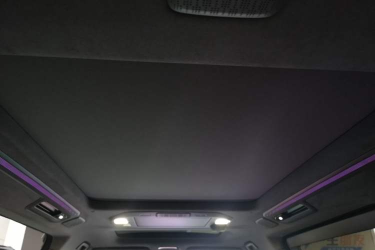 Used Zeekr 009 2024 7-Seater Aisle Version 108 kWh Headliner
