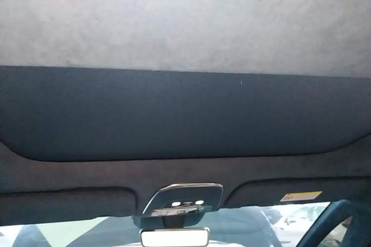 Used Zeekr 009 2024 7-Seater Walk-Through Version Four-Wheel Drive 108 kWh Headliner