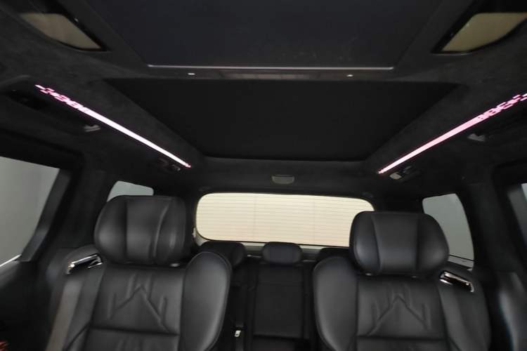 Used Zeekr 009 2024 7-Seater Walk-Through Version Four-Wheel Drive 108 kWh Headliner