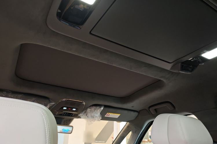 Used Zeekr 009 2024 7-Seater Aisle Version 140 kWh Headliner