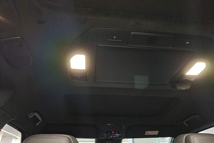 Used Zeekr 009 2024 Six-Seat Executive Version 4WD 108 kWh Headliner