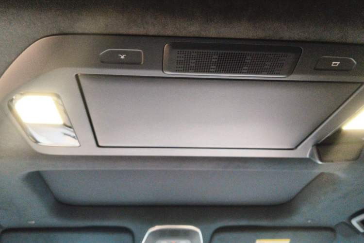 Used Zeekr 009 2024 Six-Seat Executive Version 4WD 108 kWh Headliner