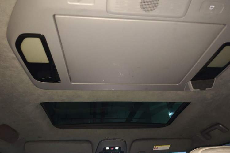 Used Zeekr 009 2024 7-Seater Aisle Version 108 kWh Headliner