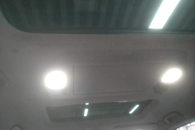 Used Zeekr 009 2024 7-Seater Aisle Version 108 kWh Headliner