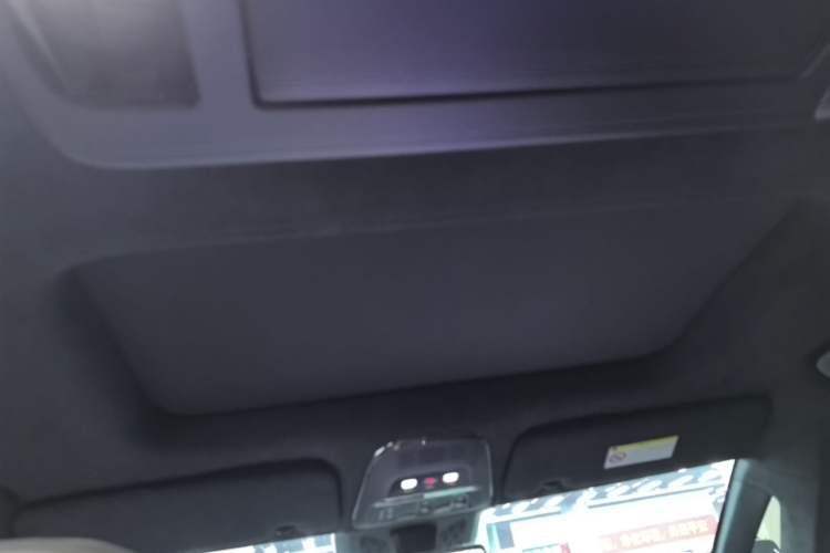 Used Zeekr 009 2024 7-Seater Walk-Through Version Four-Wheel Drive 108 kWh Headliner