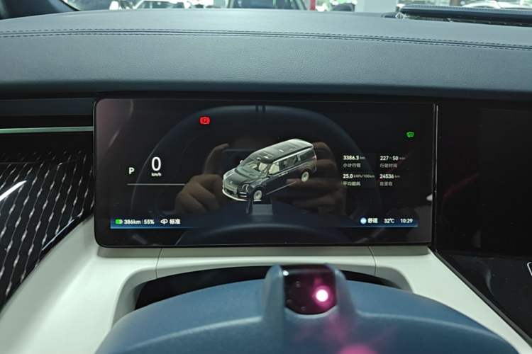 Used Zeekr 009 2024 7-Seater Walk-Through Version Four-Wheel Drive 108 kWh Instrument Cluster