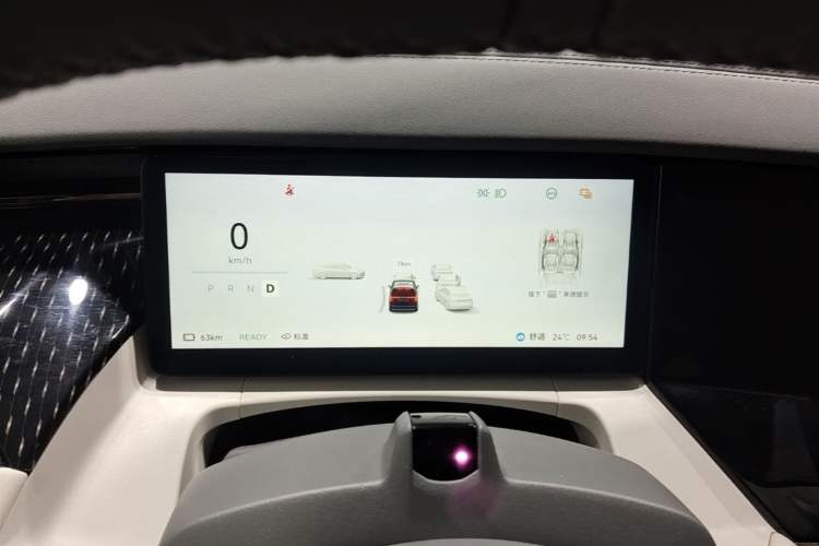 Used Zeekr 009 2024 7-Seater Walk-Through Version Four-Wheel Drive 108 kWh Instrument Cluster