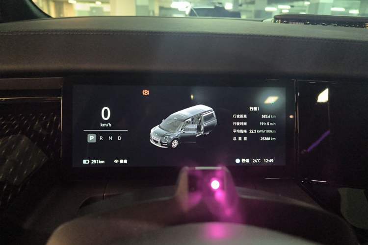 Used Zeekr 009 2024 Six-Seat Executive Version 4WD 108 kWh Instrument Cluster