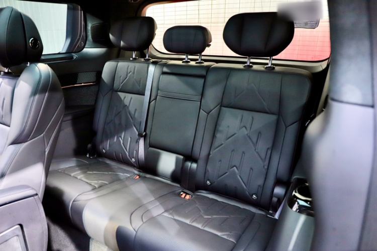 Used Zeekr 009 2024 7-Seater Walk-Through Version Four-Wheel Drive 108 kWh Interior 10