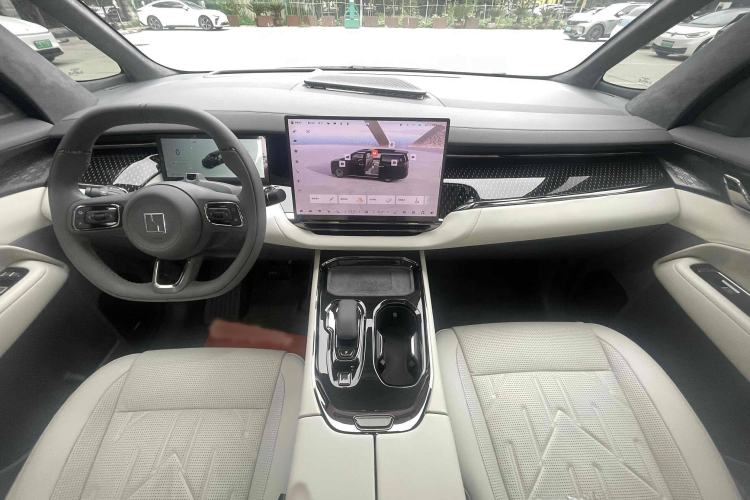 Used Zeekr 009 2024 7-Seater Aisle Version 108 kWh Interior 3