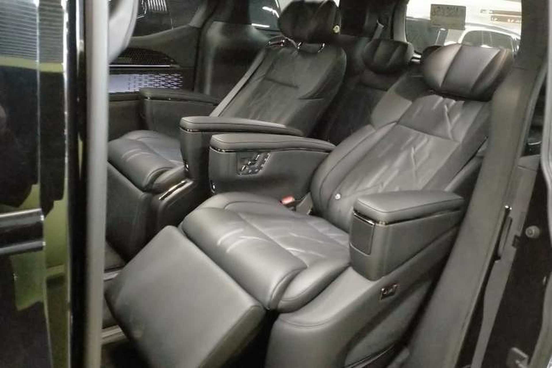 Used Zeekr 009 2024 7-Seater Aisle Version 108 kWh Interior 4