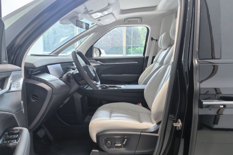 Used Zeekr 009 2024 GAC Trumpchi Interior 7