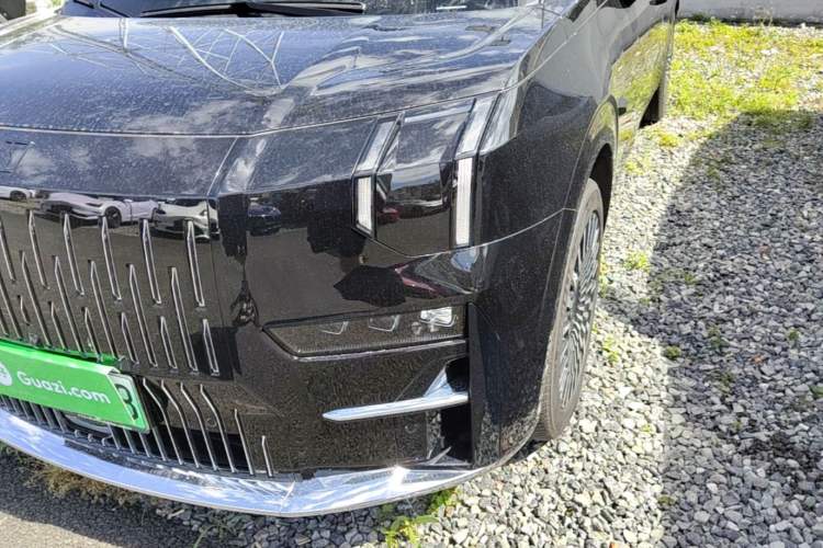 Used Zeekr 009 2024 7-Seater Walk-Through Version Four-Wheel Drive 108 kWh Left Front Headlight