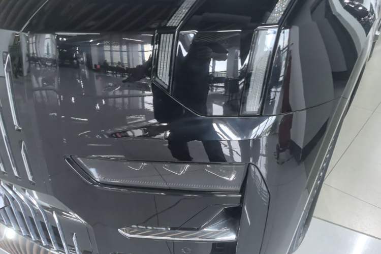 Used Zeekr 009 2024 Six-Seat Executive Version 4WD 140 kWh Left Front Headlight