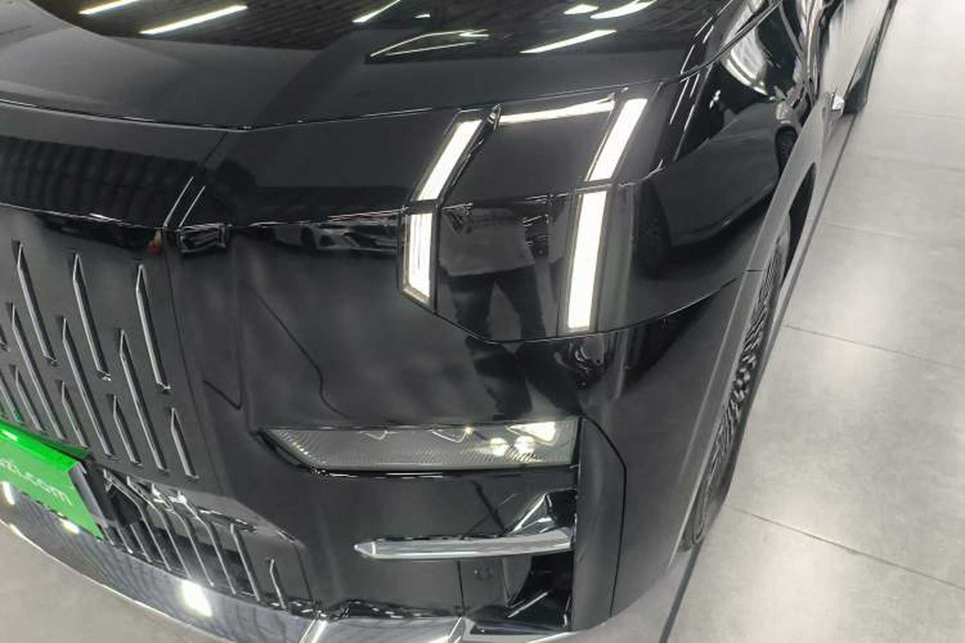 Used Zeekr 009 2024 Six-Seat Executive Version 4WD 108 kWh Left Front Headlight