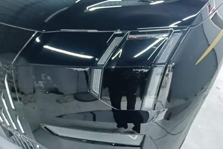 Used Zeekr 009 2024 Six-Seat Executive Version 4WD 108 kWh Left Front Headlight