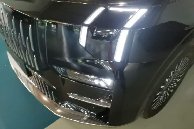 Used Zeekr 009 2024 7-Seater Walk-Through Version Four-Wheel Drive 108 kWh Left Front Headlight