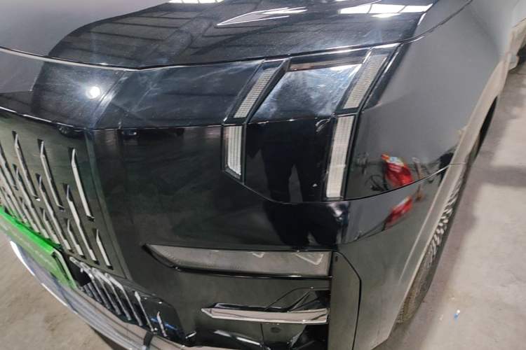 Used Zeekr 009 2024 7-Seater Walk-Through Version Four-Wheel Drive 108 kWh Left Front Headlight