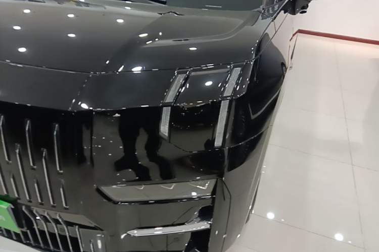 Used Zeekr 009 2024 Six-Seat Executive Version 4WD 108 kWh Left Front Headlight