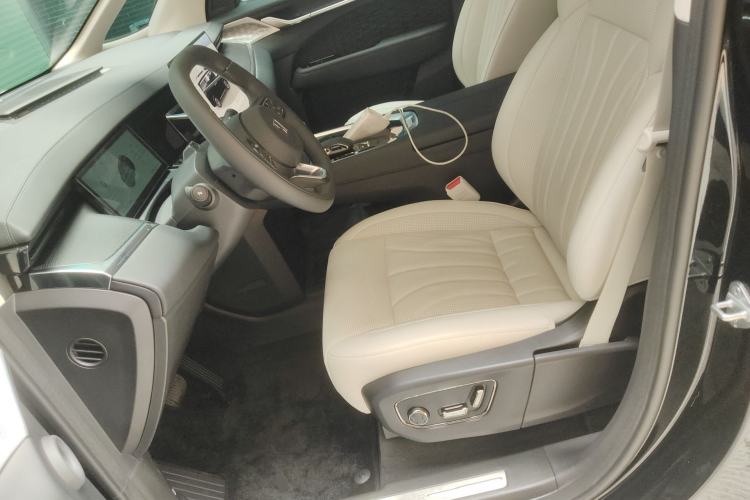 Used Zeekr 009 2024 GAC Trumpchi Left Front Seat