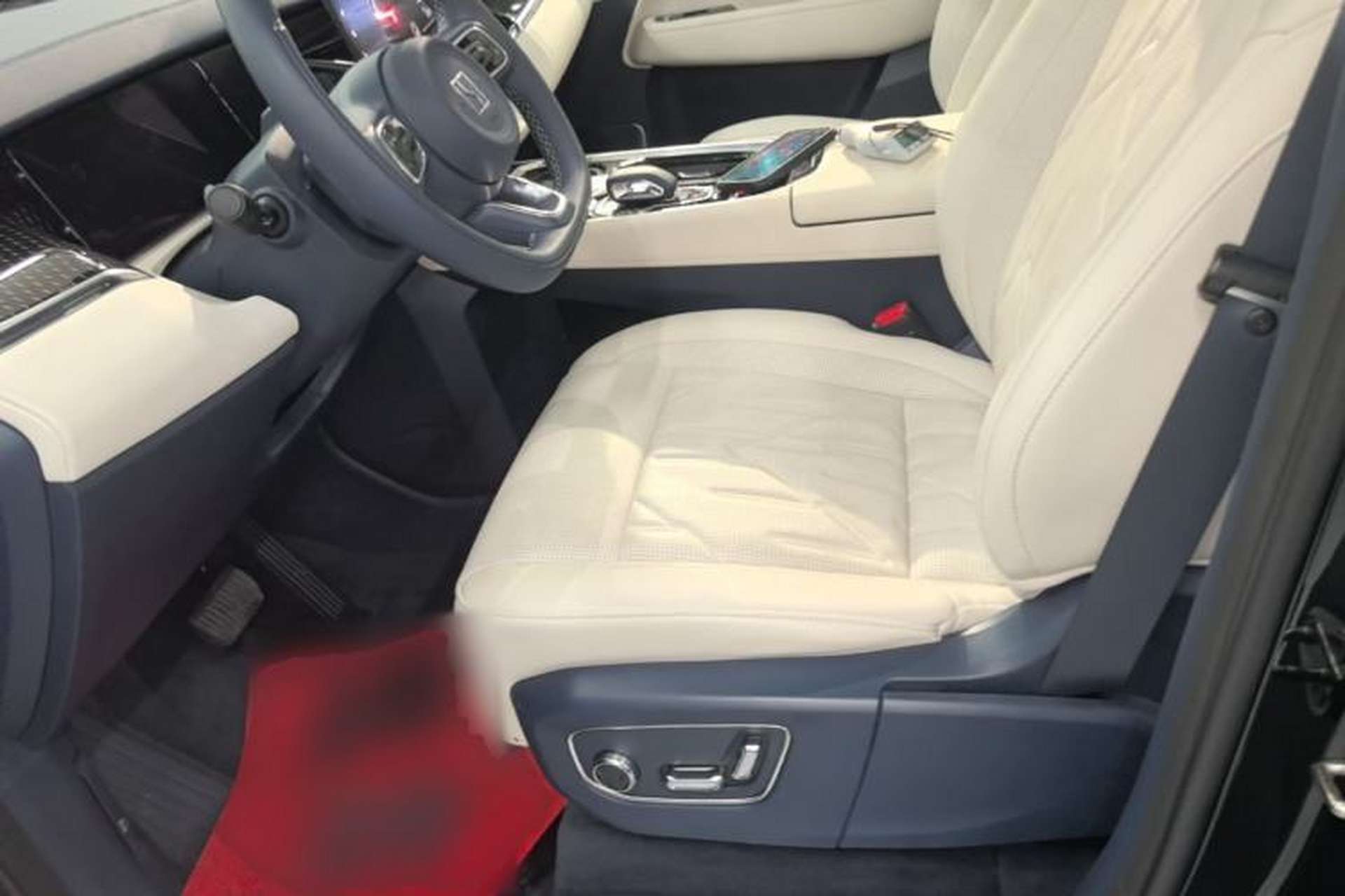 Used Zeekr 009 2024 7-Seater Walk-Through Version Four-Wheel Drive 108 kWh Left Front Seat