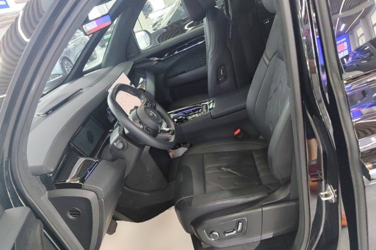 Used Zeekr 009 2024 Six-Seat Executive Version 4WD 108 kWh Left Front Seat