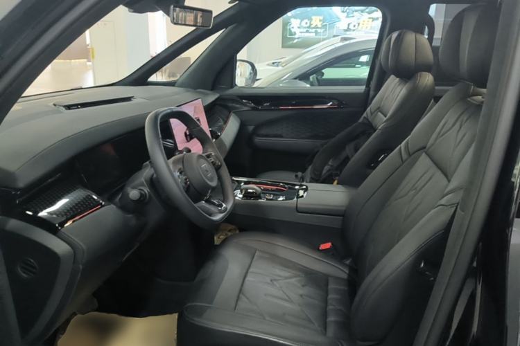 Used Zeekr 009 2024 7-Seater Walk-Through Version Four-Wheel Drive 108 kWh Left Front Seat