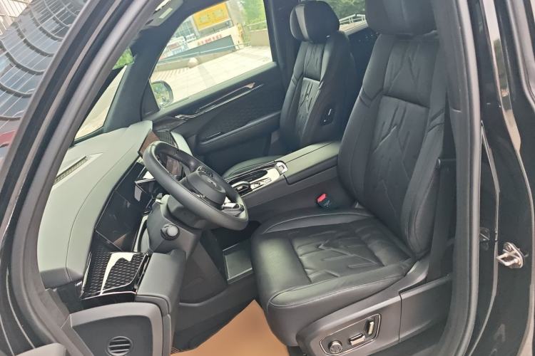 Used Zeekr 009 2024 7-Seater Aisle Version 108 kWh Left Front Seat
