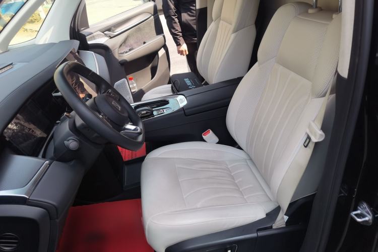 Used Zeekr 009 2024 GAC Trumpchi Left Front Seat