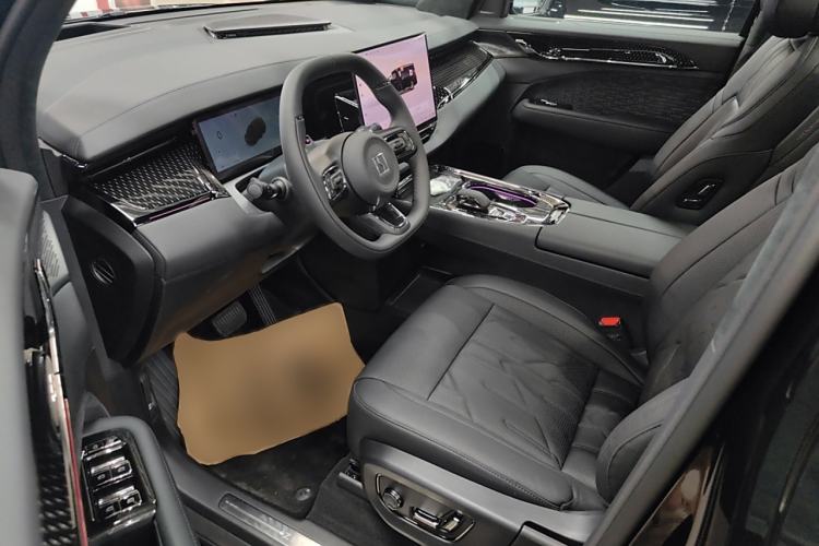 Used Zeekr 009 2024 7-Seater Aisle Version 108 kWh Left Front Seat