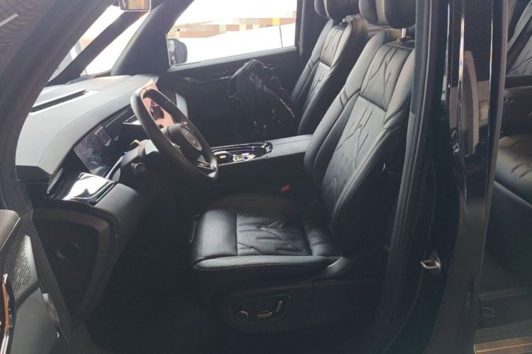 Used Zeekr 009 2024 7-Seater Walk-Through Version Four-Wheel Drive 108 kWh Left Front Seat