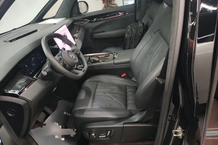 Used Zeekr 009 2024 Six-Seat Executive Version 4WD 108 kWh Left Front Seat
